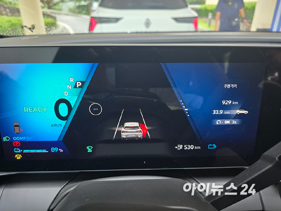 르노 '세닉 E-테크 100% 일렉트릭'. [사진=김종성 기자]