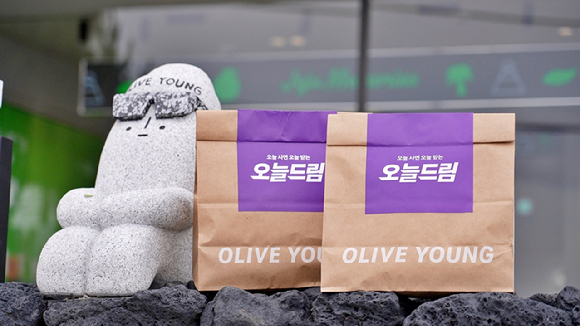 올리브영이 제주 애월읍에 도심형 물류센터 'MFC제주'를 오픈하고 당일 배송 서비스 '오늘드림' 권역을 확대한다 [사진=CJ올리브영]