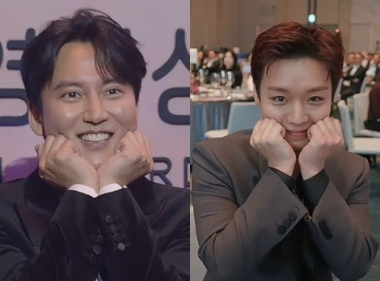 배우 김남길 박지훈이 부일영화상에 참석해 대화를 나누고 있다. [사진=부일영화상 캡처]