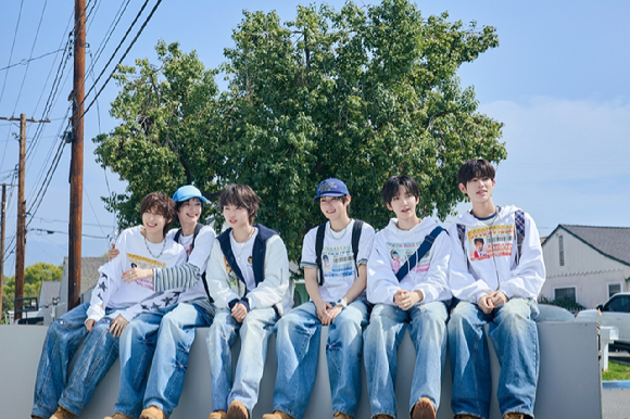 킥플립 단체 이미지 [사진=JYP엔터테인먼트]