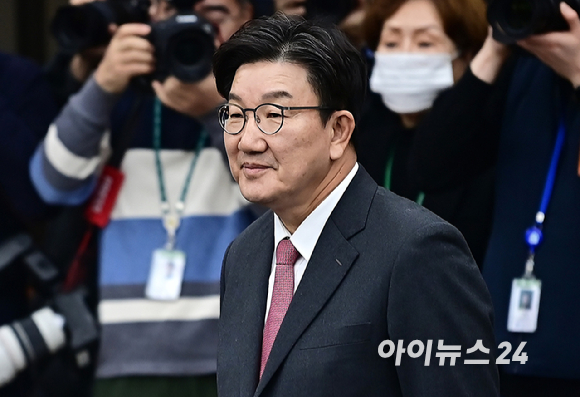 권성동 국민의힘 원내대표가 8일 오전 서울 여의도 국회에서 열린 의원총회에 참석하고 있다. [사진=곽영래 기자]