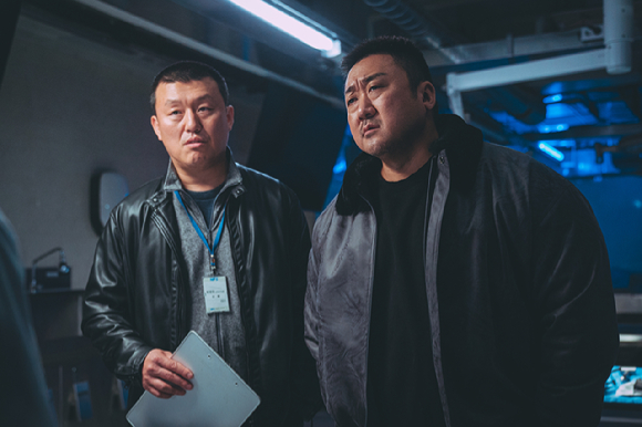 배우 김민재와 마동석이 영화 '범죄도시4'(감독 허명행)에서 열연하고 있다. [사진=에이비오엔터테인먼트, 플러스엠 엔터테인먼트]