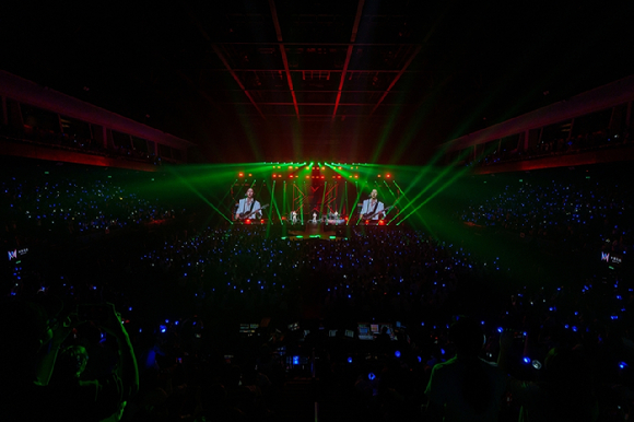 밴드 씨엔블루(정용화 강민혁 이정신)가 아시아 및 북미 투어를 통해 팬들을 만나고 있다. [사진=FNC엔터테인먼트]