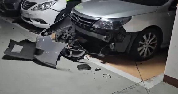 대구의 한 아파트 지하 주차장에서 차량 15대를 들이받은 승용차 운전자가 도주 후 잠적해 경찰이 수사에 나섰다. [사진=TV조선 방송화면 캡처]