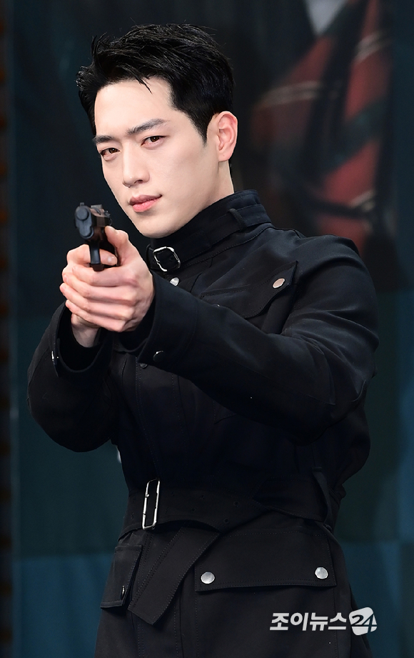 배우 서강준이 20일 오후 서울 마포구 상암동 MBC사옥에서 열린 MBC 금토드라마 '언더커버 하이스쿨' 제작발표회에 참석하고 있다. [사진=정소희 기자]