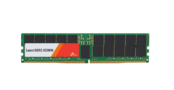 SK하이닉스가 세계 최초로 인텔로부터 인증을 획득한 10나노급 4세대 서버 D램 DDR5 [사진=SK하이닉스 ]