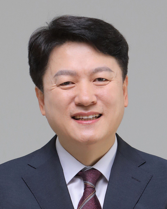 대통령실은 이재명 대통령이 지난 10일 한의사 주치의로 윤성찬 대한한의사협회 회장을 위촉했다고 12일 전했다. 2025.9.12 [대통령실 제공] [사진=연합뉴스]