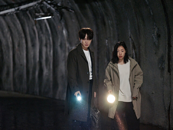 배우 김재중이 2일 오전 서울 마포구 스탠포드호텔에서 열린 MBN 새 금토드라마 '나쁜 기억 지우개' 제작발표회에서 포즈를 취하고 있다. [사진=정소희 기자]