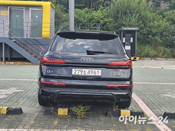 아우디 Q7 50 TDI 콰트로 후면. [사진=홍성효 기자]