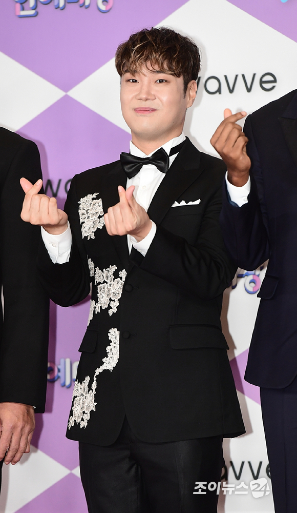 유재환이 '2019 SBS 연예대상' 시상식에 참석해 포즈를 취하고 있다. [사진=조이뉴스24 포토DB]