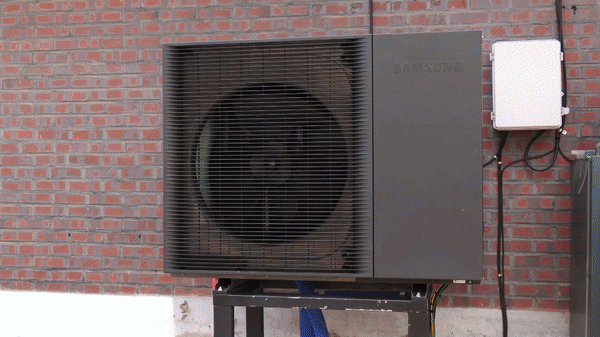 송병하 삼성전자 DA(가전)사업부 에어솔루션팀 그룹장이 29일 서울 중구 태평로 빌딩에서 열린 '히트펌프 기술 브리핑'에서 히트펌프의 글로벌 시장 트렌드에 대해 설명하고 있다. [사진=황세웅 기자]