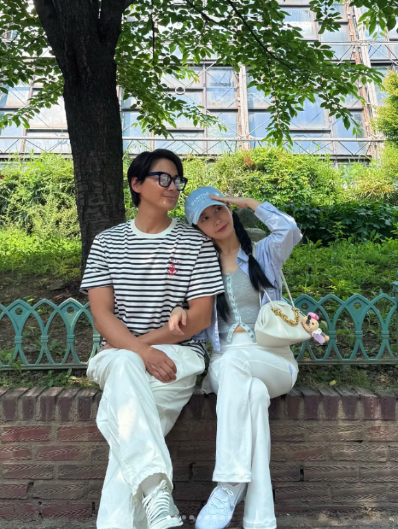 가수 이지훈의 아내 아야네가 둘째 임신 사실을 알렸다. [사진=아야네 SNS]