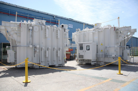 미국 송전망에 설치된 효성중공업 765kV 초고압변압기. [사진=효성중공업]