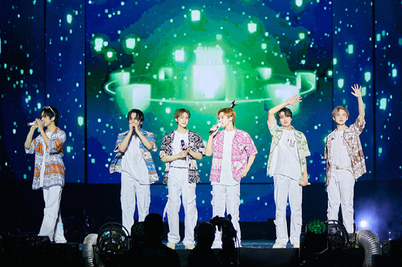 NCT DREAM이 태국 최대 규모의 공연장에서 월드 투어를 진행하며 팬들을 만나고 있다. [사진=SM엔터테인먼트]