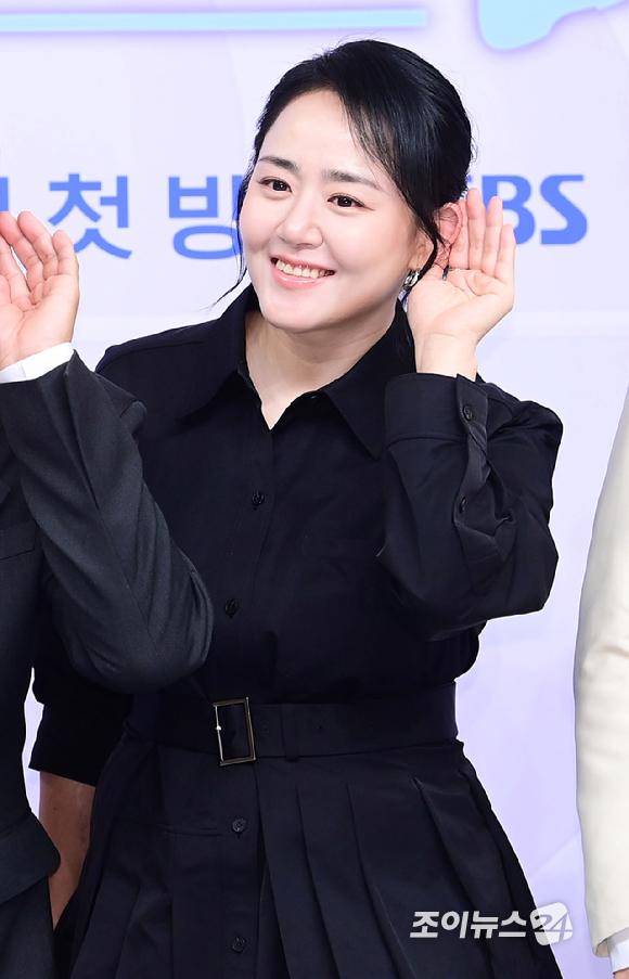 배우 문근영이&nbsp;30일 오전 서울 양천구 목동 SBS 사옥에서 열린&nbsp;SBS 오디션 프로그램 '우리들의 발라드 2' 제작발표회에서 참석 하고 있다. [사진=정소희 기자]
