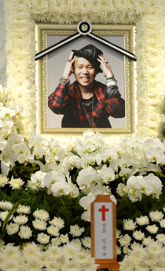 울랄라세션 故임윤택, 오늘(11일) 13주기…여전히 기억하는 긍정 에너지