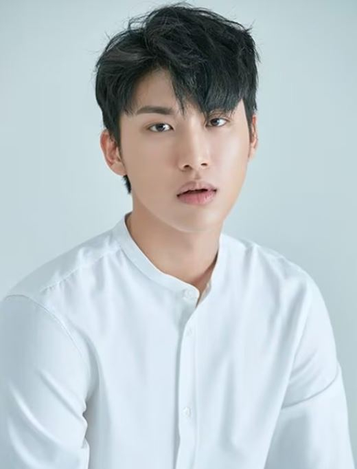 인기 연애 리얼리티 예능 '환승연애2' 출연자 김태이 씨가 음주운전 등 혐의로 1심에서 징역형 집행유예를 선고받았다. 사진은 김 씨. [사진=김태이 인스타그램 캡처]