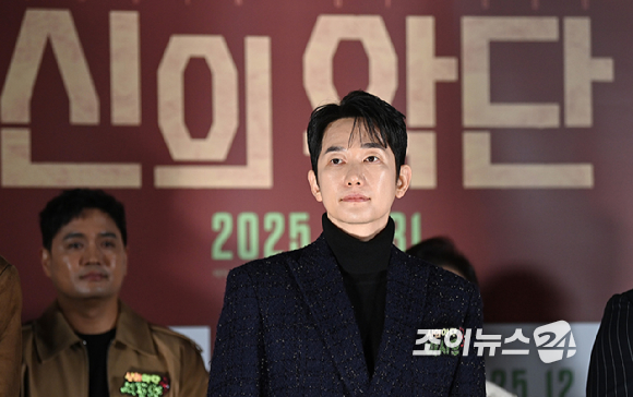 배우 박시후가 8일 서울 용산구 CGV 용산아이파크몰에서 열린 영화 '신의 악단' 제작보고회에 참석하고 있다 [사진=곽영래 기자]