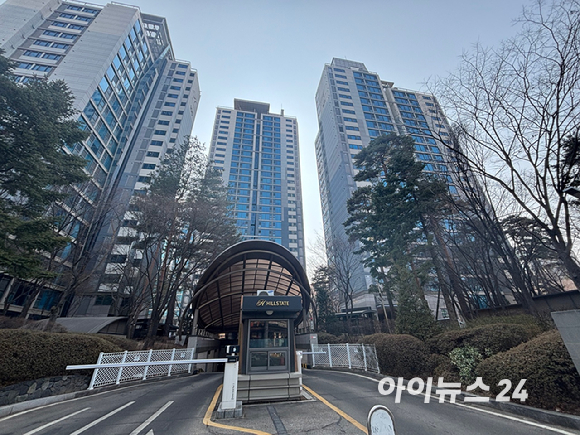 재개발을 앞두고 있는 성수1지구 일대 골목이 보이고 있다. [사진=김민지 기자]