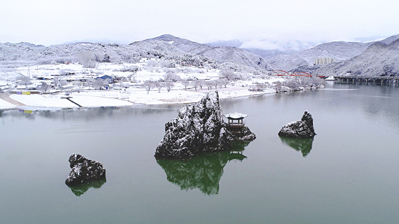 도담삼봉 설경. [사진=단양군]