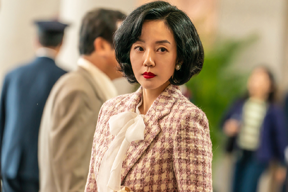 '파인: 촌뜨기들' 임수정 스틸. [사진=월트디즈니 컴퍼니 코리아]