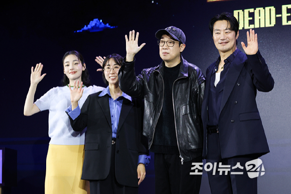 김다민 감독이 28일 오전 서울 영등포구 여의도 페어몬트 앰배서더 서울 호텔에서 진행된 넷플릭스 '꿀알바' 제작발표회에 참석해 소감을 말하고 있다. [사진=문수지 기자]