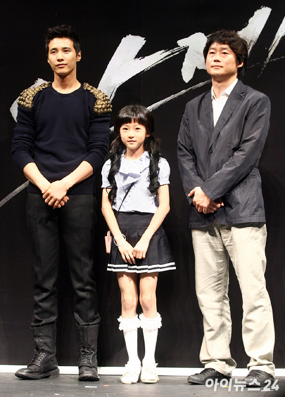 지난 2010년 7월 8일 오전 서울 압구정 CGV에서 영화 '아저씨'(감독 이정범)의 제작보고회에 참여한 故 김새론. [사진=아이뉴스24 포토DB]