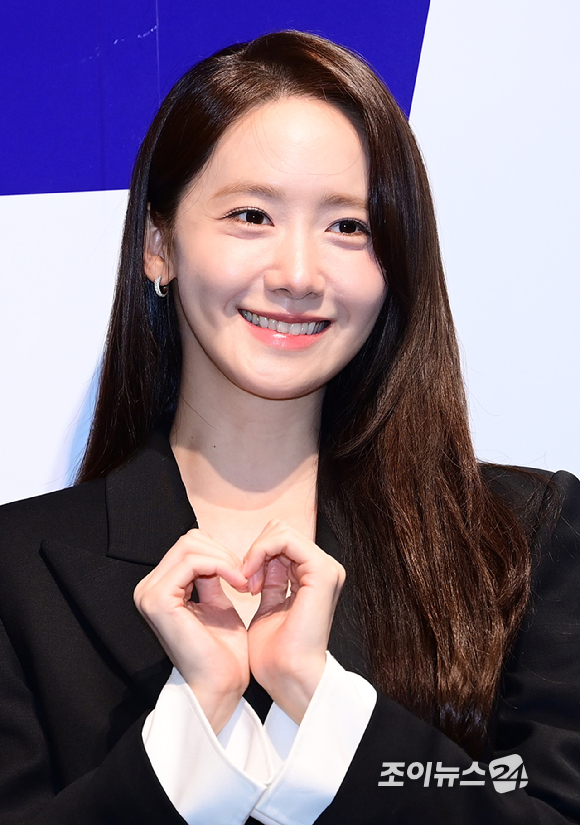 배우 임윤아가 17일 오후 서울 성동구 팝업스토어에서 열린 프리미엄 마사지기 브랜드 풀리오(Pulio) 체험형 팝업스토어 오픈 행사에 참석하고 있다. [사진=정소희 기자]