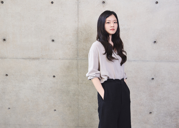 연극 '바냐삼촌' 고아성이 인터뷰를 진행했다. [사진=LG아트센터 ]