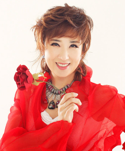 '당돌한 여자'의 가수 서주경이 스폰서 제안으로 인해 은퇴를 결심했다고 밝혔다. [사진=KG컴퍼니]