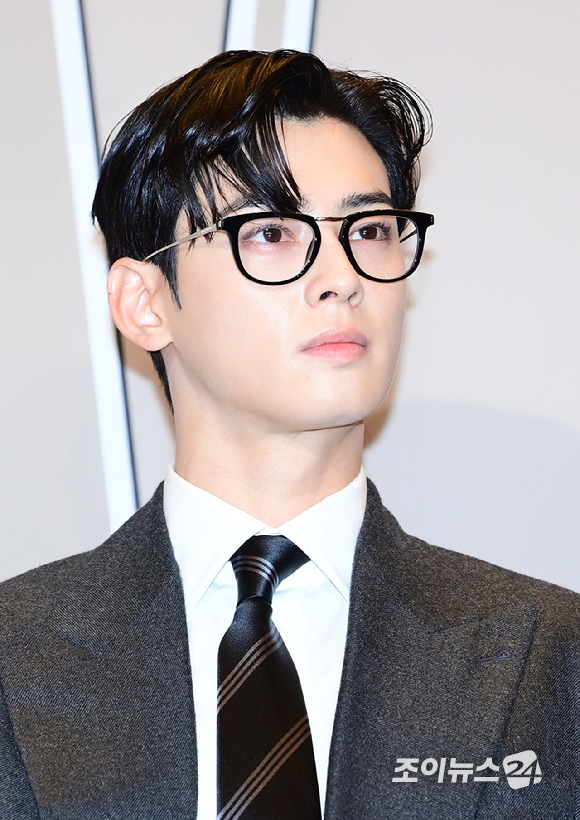 그룹 아스트로 차은우가 10월 14일 오후 서울 종로구 포시즌스 호텔에서 열린 더블유 코리아 제19회 유방암 인식 향상 캠페인 자선 행사에 참석하고 있다. [사진=정소희 기자]