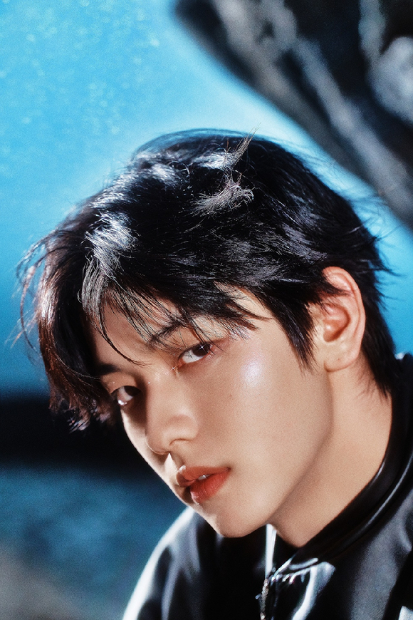 &apos;누난 내게 여자야&apos; 수빈은 해외 일정중⋯등신대로 대체된 포토타임