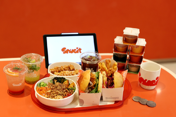 BBQ는 신메뉴 'BBQ 오뎅탕'과 'BBQ 닭볶음탕'을 새롭게 출시했다. [사진=BBQ]