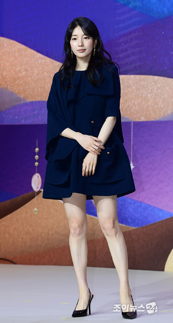 배우 수지가 29일 오후 서울 강남구 역삼동 조선 팰리스 서울 강남에서 열린 넷플릭스 새 시리즈 '다 이루어질지니' 제작발표회에 참석하고 있다. [사진=정소희 기자]