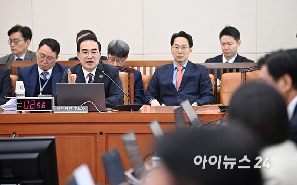 박홍근 기획예산처 장관 후보자가 23일 국회 재정경제기획위원회에서 열린 인사청문회에서 질의에 답변하고 있다. [사진=곽영래 기자]