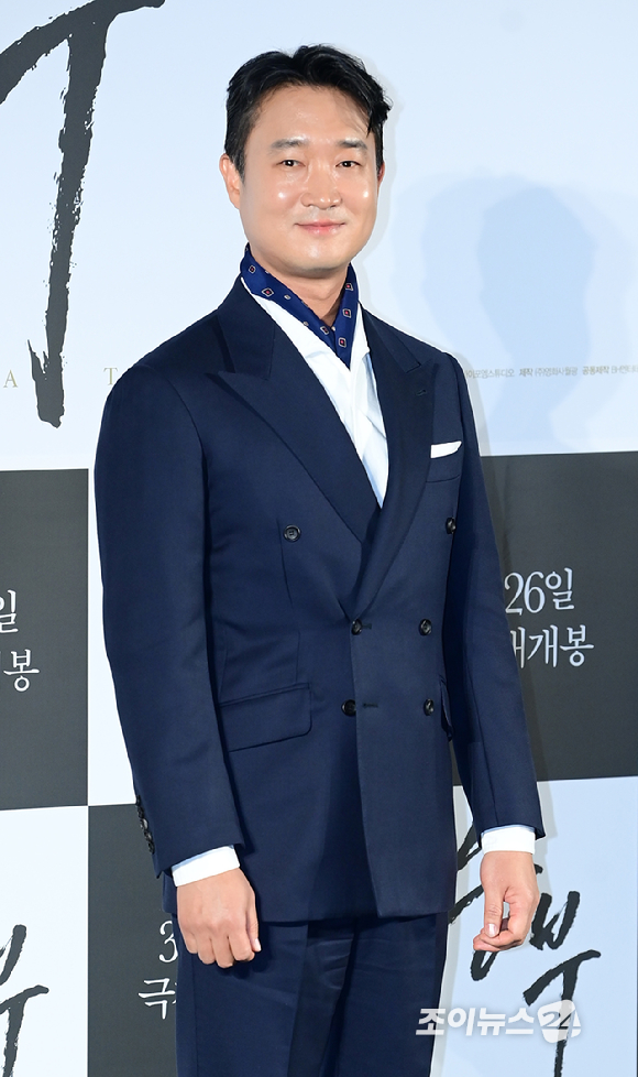 조우진, 11일 부친상 비보