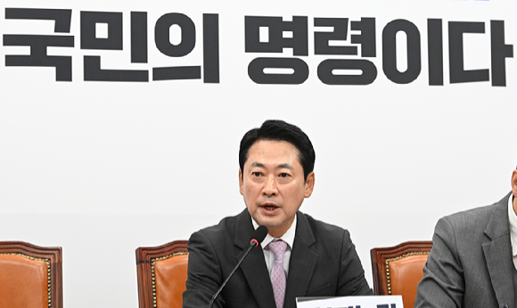 장동혁 국민의힘 당대표가 12일 서울 여의도 국회에서 열린 최고위원회의에서 발언하고 있다. [사진=곽영래 기자]