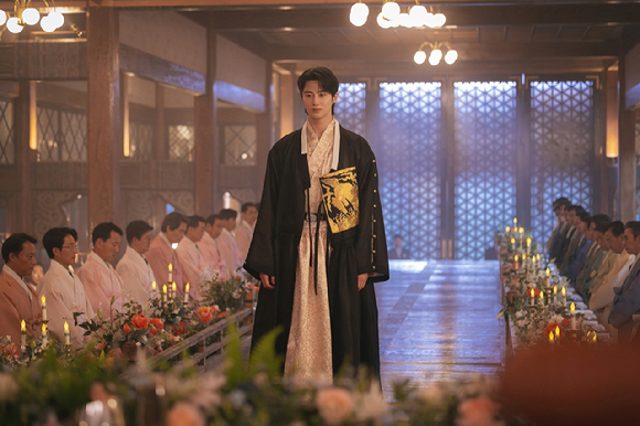 '21세기 대군부인' 변우석 스틸 [사진=MBC]