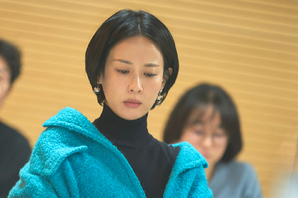 '지금 불륜이 문제가 아닙니다' 대본리딩에 참여한 배우 김혜수 [사진=쿠팡플레이 ]