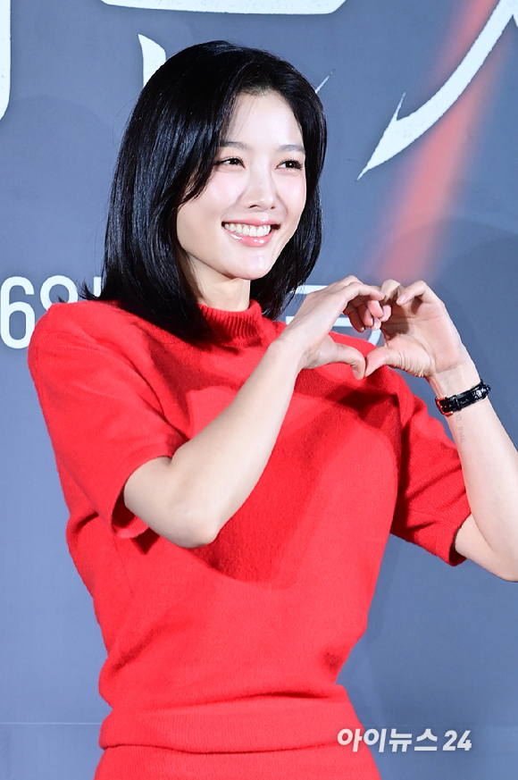 배우 김유정이 30일 서울 용산구 CGV용산아이파크몰에서 열린 티빙 오리지널 '친애하는 X' 제작발표회에 참석하고 있다. [사진=정소희 기자]