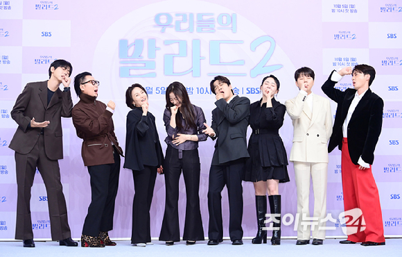 (왼쪽부터)주우재-정재형-박경림-차태현-문근영-정승환-로이킴이 30일 오전 서울 양천구 목동 SBS 사옥에서 열린&nbsp;SBS 오디션 프로그램 '우리들의 발라드 2' 제작발표회에서 참석 하고 있다. [사진=정소희 기자]