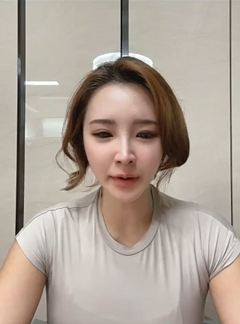 지난 6&middot;1 지방선거에서 국민의힘 경기도 화성시의원 후보로 출마했던 노예슬 씨가 이혼 소송 중인 남편 A씨가 필라테스 회원 수강료 갈취 사건과 관련해 피해자들에게 사과했다. [사진=노예슬 인스타그램]