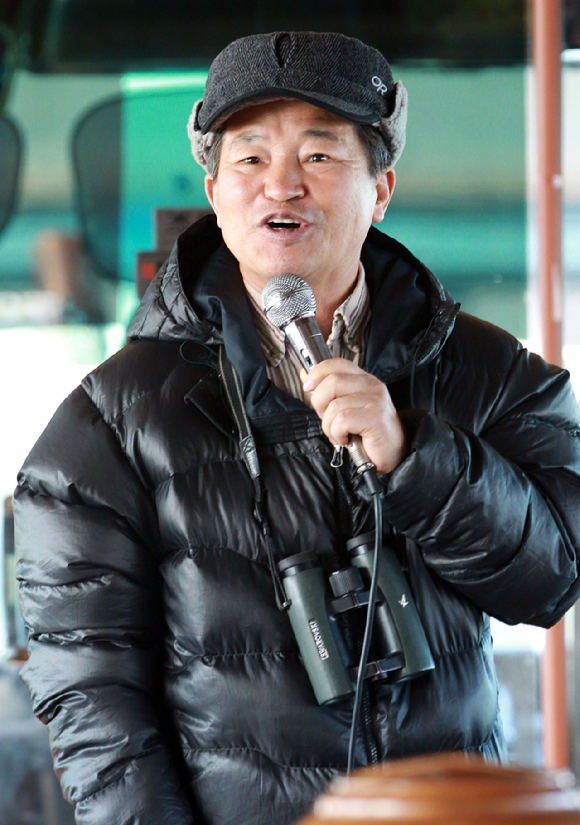 '새 박사'로 이름을 널리 알린 윤무부 경희대 생물학과 명예교수가 15일 별세했다. 향년 84세. [사진=연합뉴스]