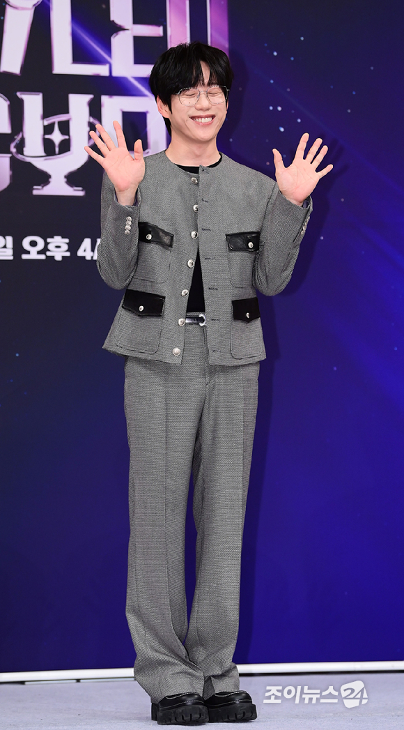 가수 권정열이 9일 오후 서울 양천구 목동 SBS 사옥에서 열린 SBS 글로벌 보컬 오디션 '베일드 컵' 제작발표회에 참석하고 있다. [사진=정소희 기자]