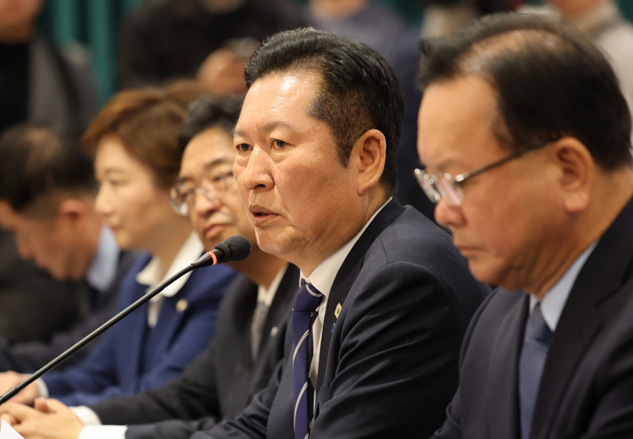 더불어민주당 정청래 대표가 8일 대구 북구 인터불고 엑스코 호텔에서 열린 현장 최고위원회의에서 발언하고 있다. 2026.4.8 [사진=연합뉴스]