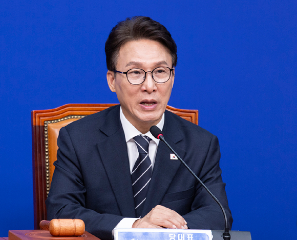 더불어민주당 김민석 대표가 28일 국회에서 열린 최고위원회의에서 발언하고 있다. 2026.9.28 [사진=연합뉴스]