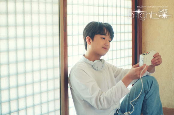 이찬원 콘셉트 포토 갈무리 [사진=티엔엔터테인먼트]