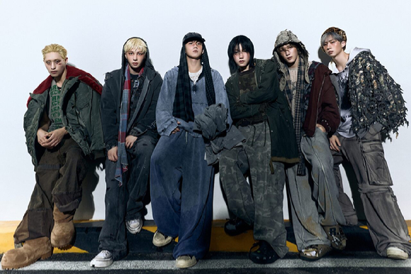 피원하모니 미니 9집 'UNIQUE'(유니크) 첫 번째 콘셉트 포토 [사진=FNC엔터테인먼트]