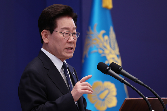 이재명 대통령이 18일 청와대 영빈관에서 열린 기자회견에서 발언하고 있다. 2026.9.18 [사진=연합뉴스]