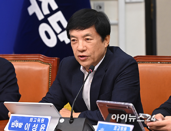 이성윤 더불어민주당 최고위원이 31일 서울 여의도 국회에서 열린 최고위원회의에서 발언하고 있다. [사진=곽영래 기자]